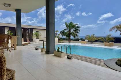 Villa vendita in Puerto Calero, Yaiza, Lanzarote. 